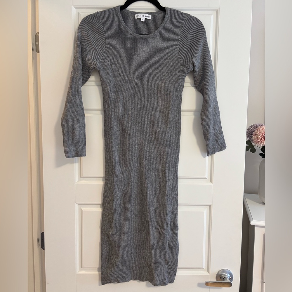 PRE-OWNED All the ways Gray Ribbed Knit Dress | M
